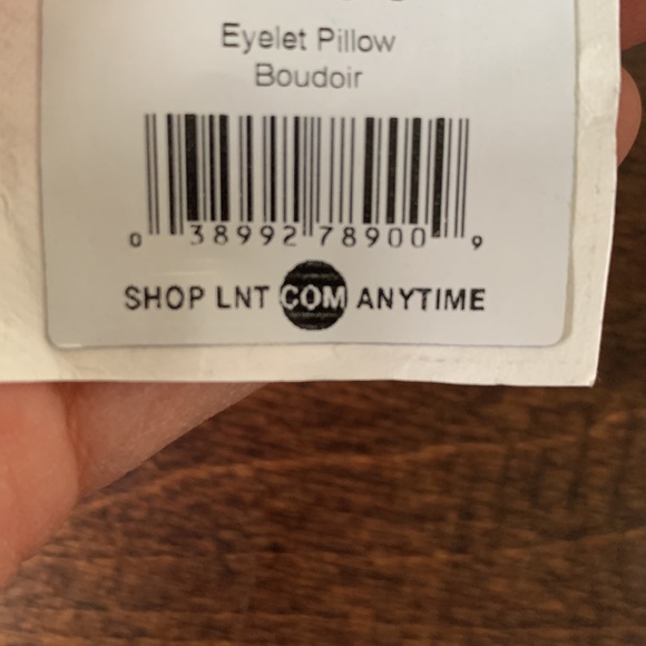 NWT Decorative Accent Pillow - Picture 11 of 11